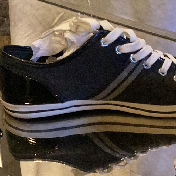 Coach Folly Sneakers - Picture 4 of 9